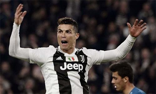 Ban thang cua Ronaldo bi to khong hop le hinh anh