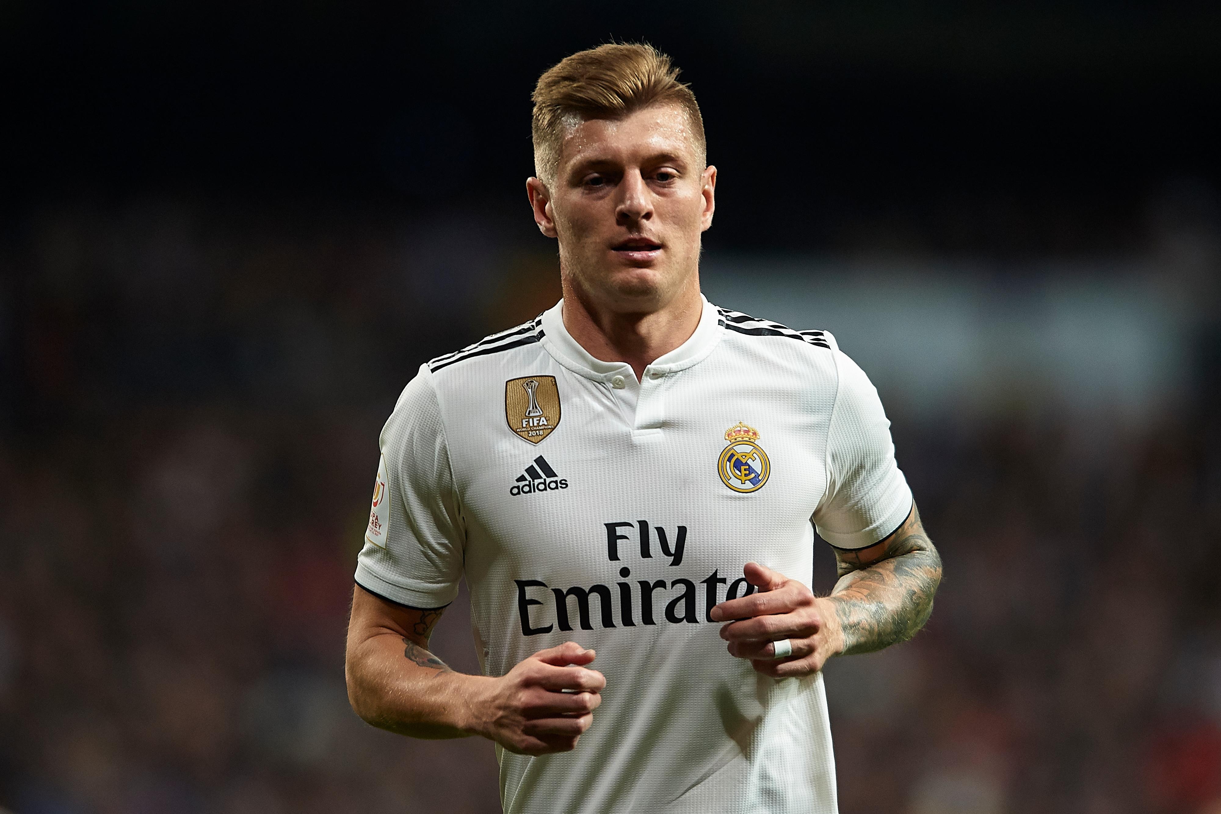 David Moyes bat mi vu MU mat Kroos, Bale vao tay Real hinh anh