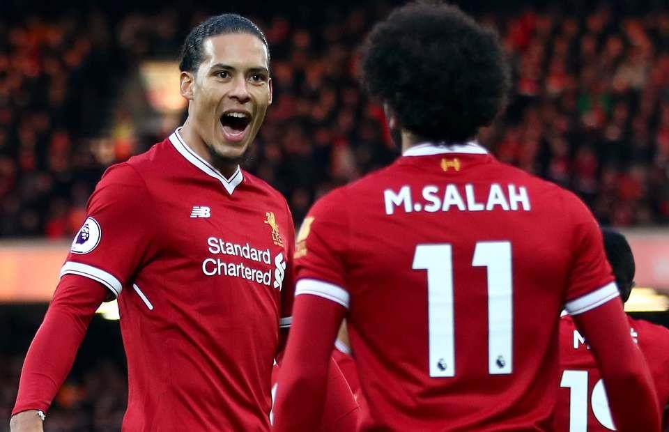 Lescott: ‘Salah hay Van Dijk khong the khoac ao Man City’ hinh anh
