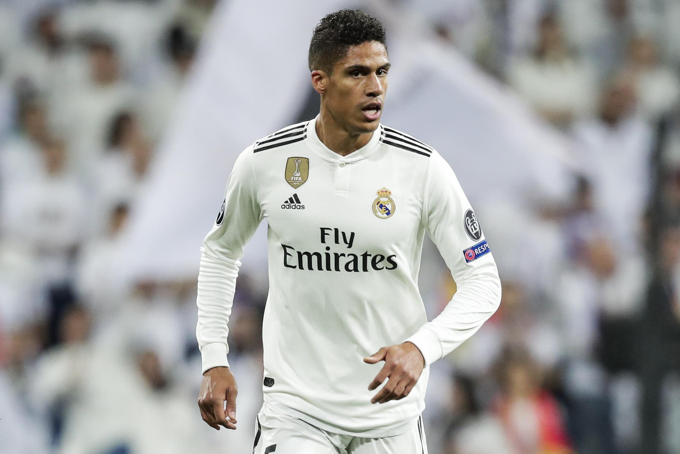 Varane len tieng giua tin don muon chia tay Real Madrid anh 2