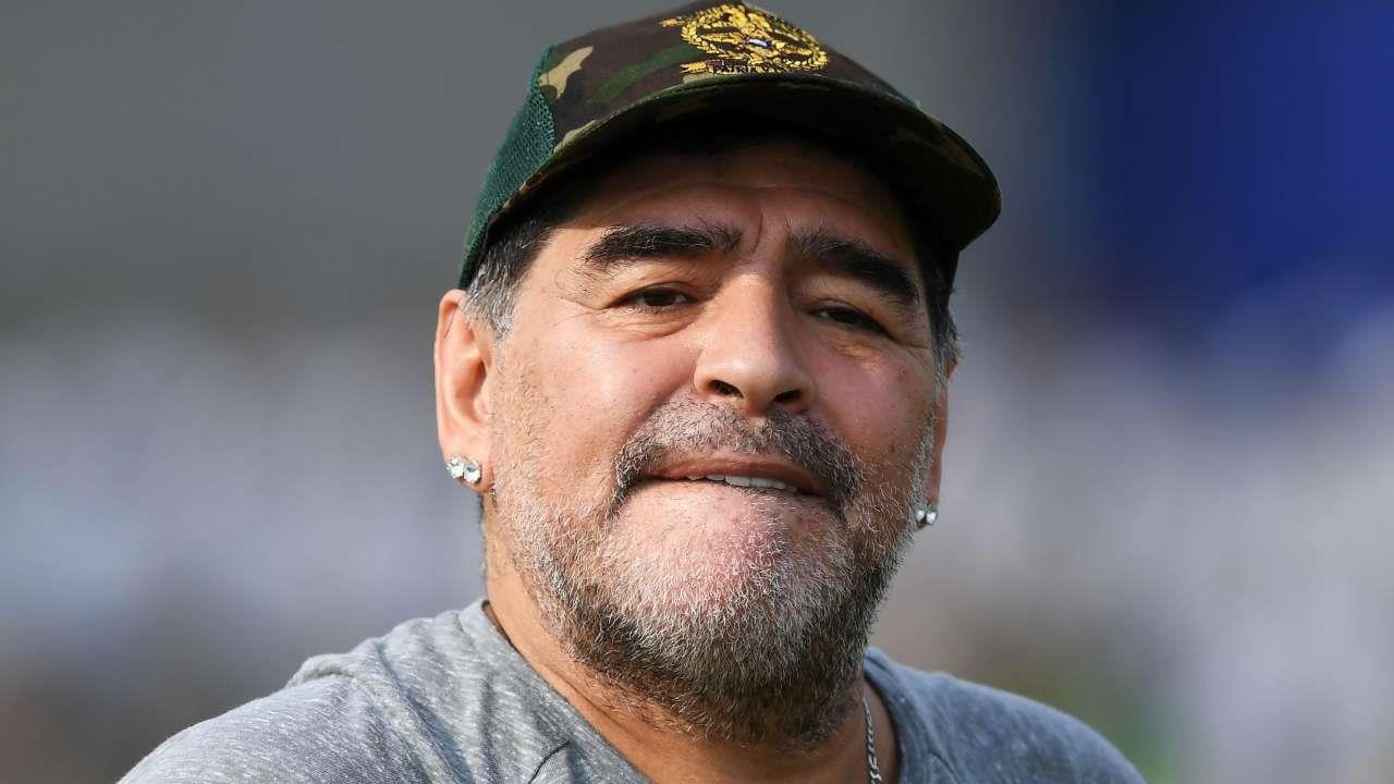 Diego Maradona chi trich Messi va dong doi sau tran thua cua Argentina hinh anh