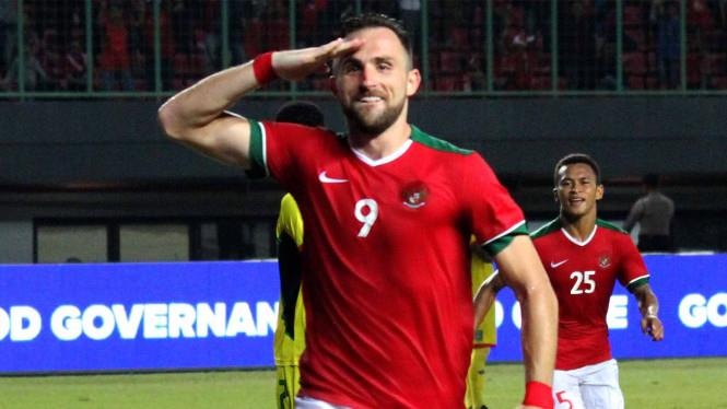 Tuyen Indonesia danh bai Myanmar nho hai cau thu nhap tich anh 2