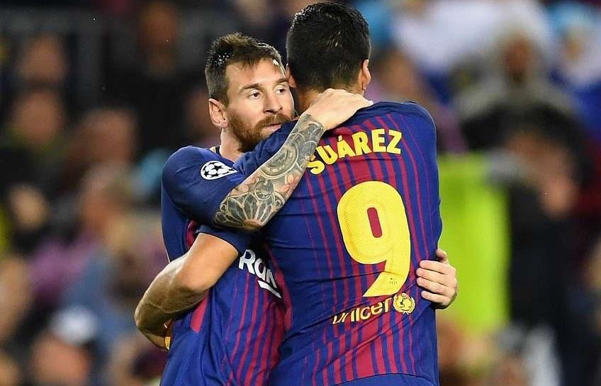 Messi va Suarez ghi ban phut cuoi, Barca may man hoa Villarreal hinh anh