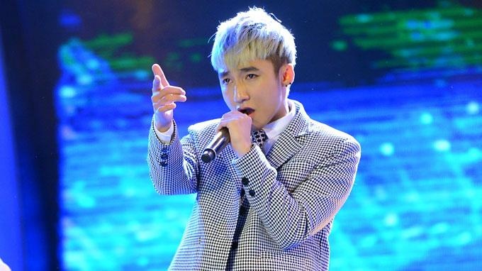 Su co hai huoc cua Son Tung khi lan dau dien Vietnam Idol 7 nam truoc hinh anh