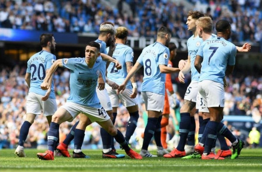 Man City thoát penalty vì Ngoại hạng Anh chưa có VAR ảnh 2 Man City thoat penalty vi Ngoai hang Anh chua co VAR anh 2