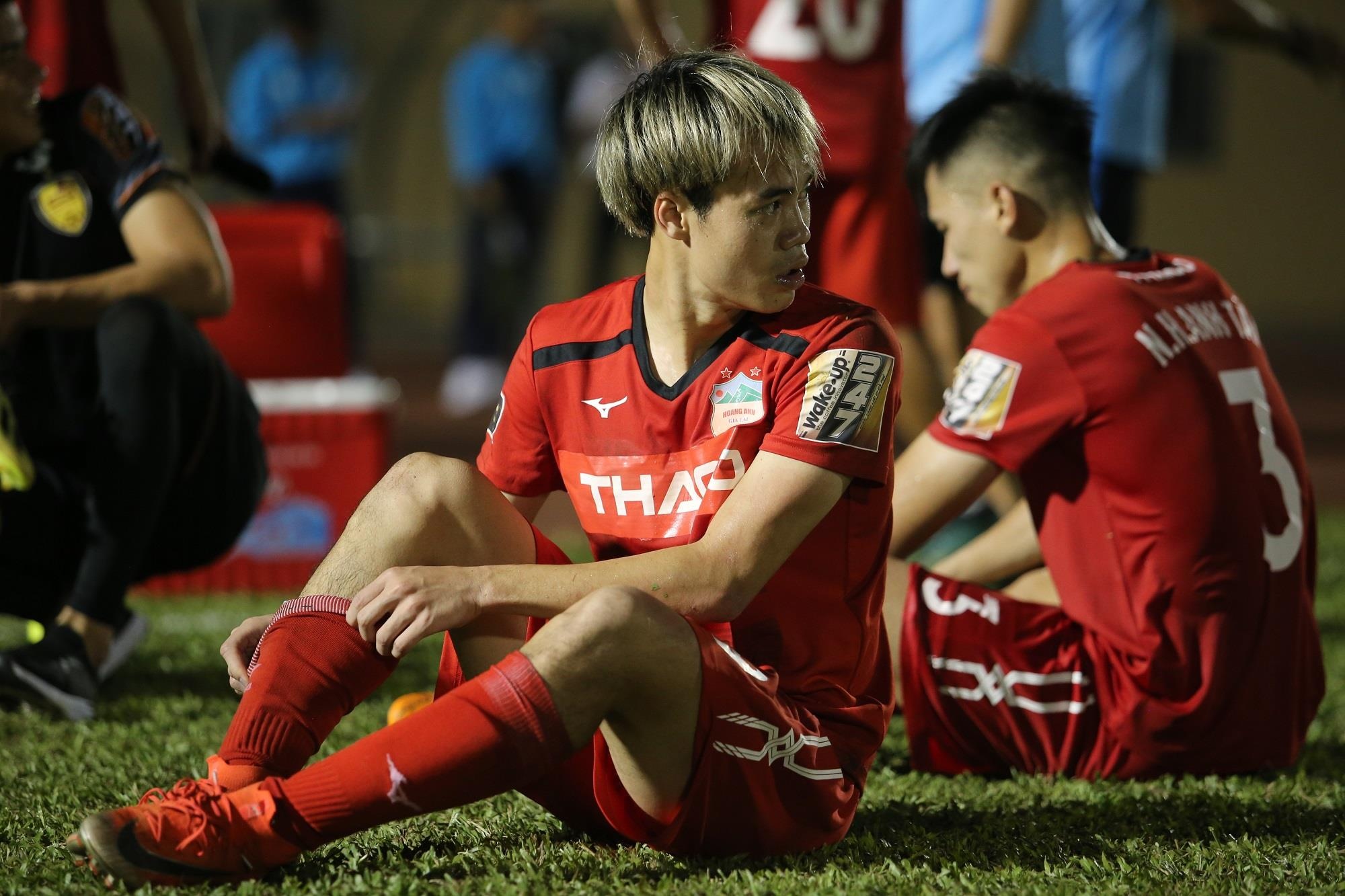 HLV HAGL kêu gọi CĐV kiên nhẫn sau trận thua đậm trước CLB Quảng Nam ảnh 2 HLV HAGL keu goi CDV kien nhan sau tran thua dam truoc CLB Quang Nam anh 2