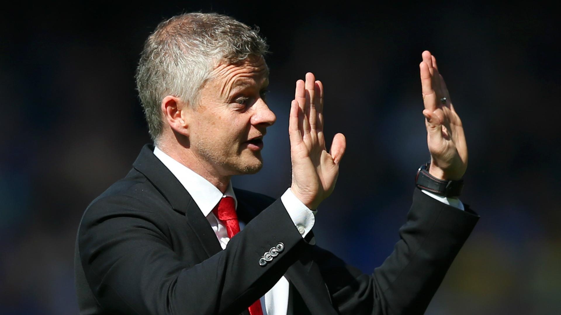 Gary Neville: ‘Solskjaer roi se bat luc nhu Jose Mourinho’ hinh anh