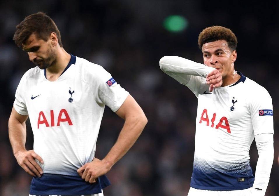 7 cau thu Tottenham dung hinh truoc pha phoi hop cua Ajax hinh anh