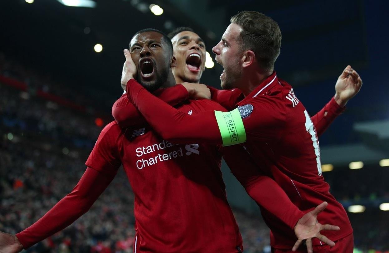Sao Liverpool bất chấp chấn thương ăn mừng trận thắng lịch sử ảnh 2 Sao Liverpool bat chap chan thuong an mung tran thang lich su anh 2