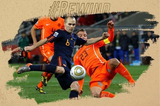 Iniesta volley tung luoi Ha Lan, dua Tay Ban Nha len dinh the gioi hinh anh