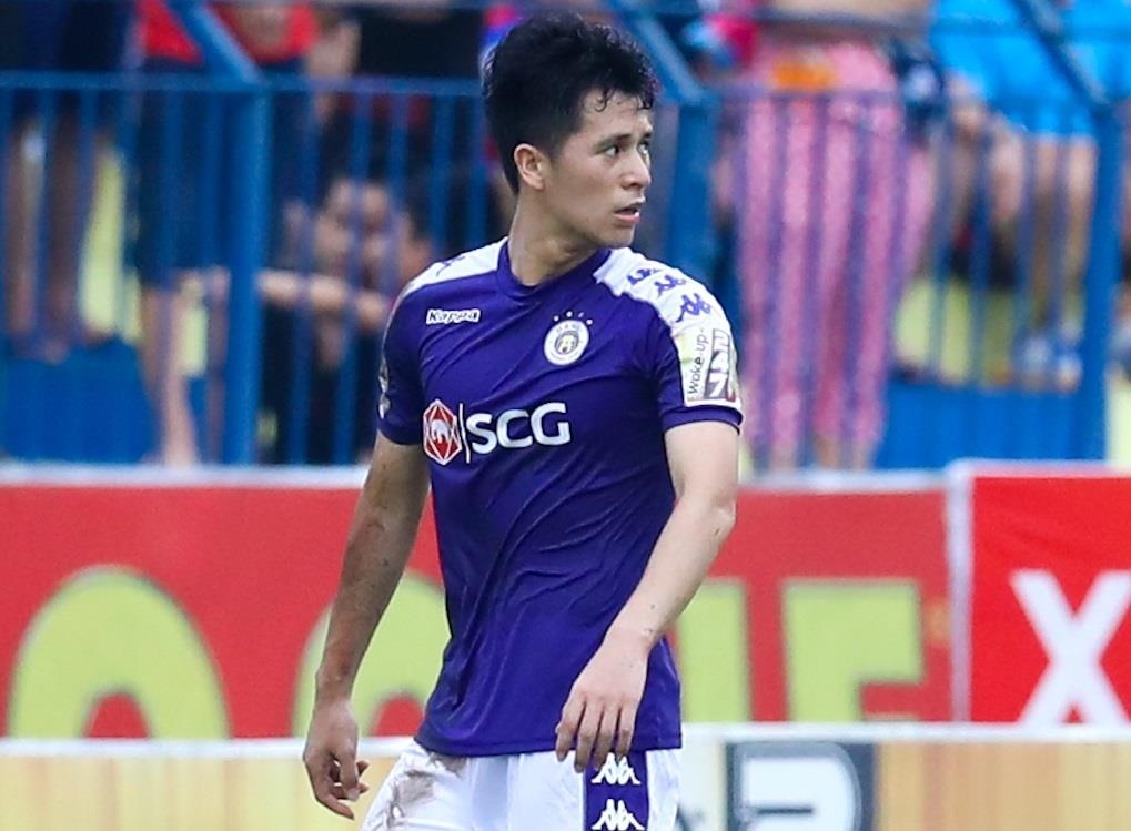 Dinh Trong bi duoi khoi san sau pha keo vai doi thu hinh anh