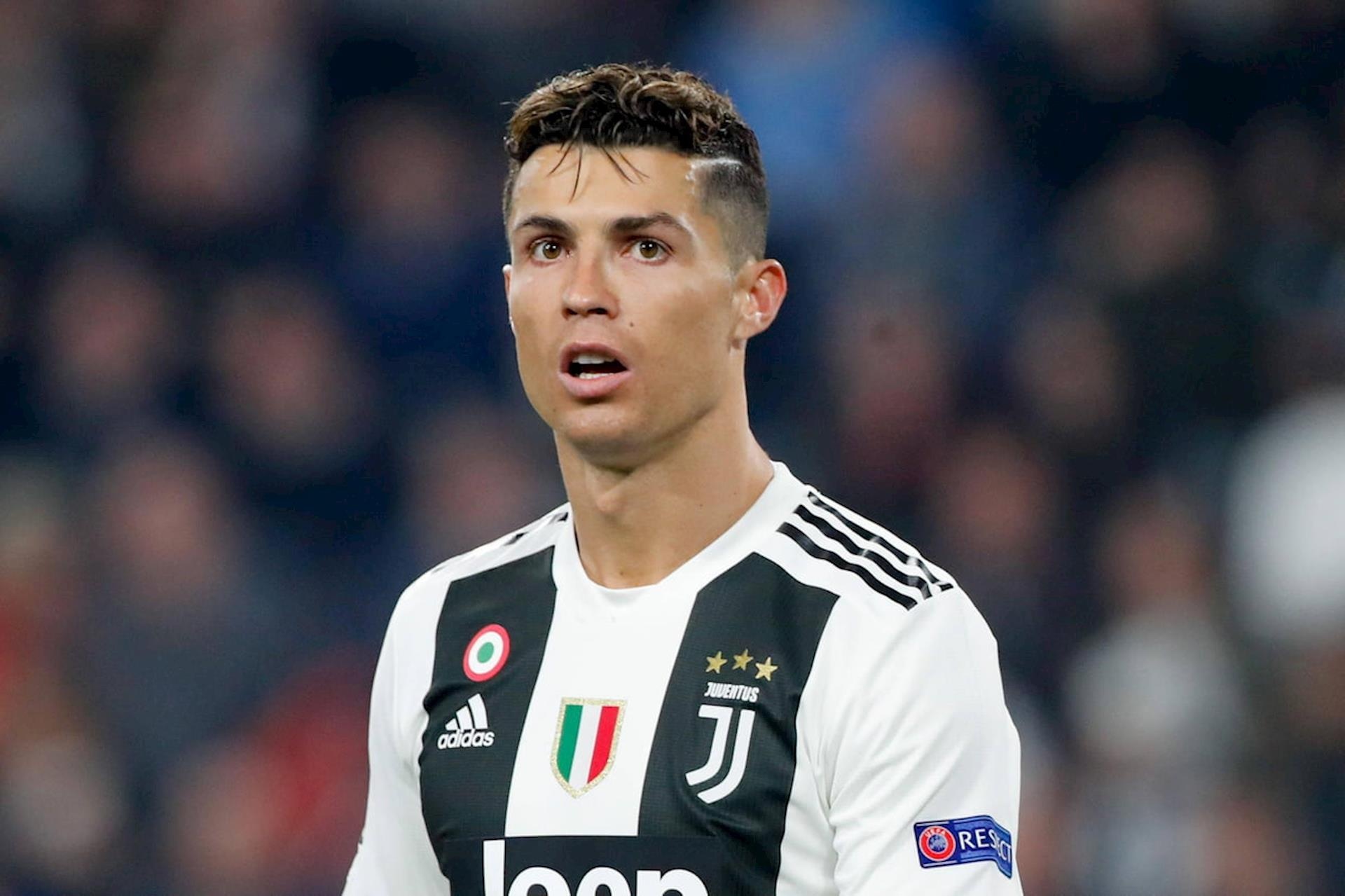 Ronaldo va nhung hop dong ‘dat xat ra mieng’ o mua nay anh 9