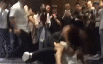 3 lan Tu Hieu Dong si nhuc vo thuat truyen thong Trung Quoc hinh anh