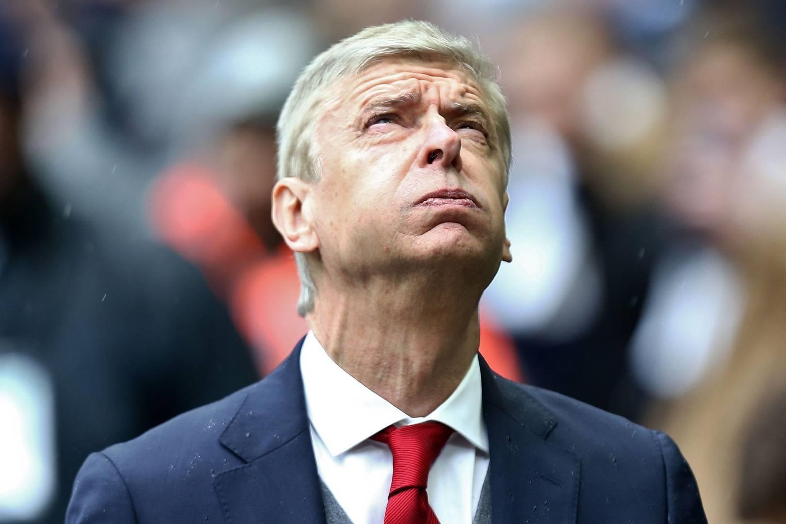 Arsene Wenger nhan duoc loi de nghi tai Nhat Ban hinh anh