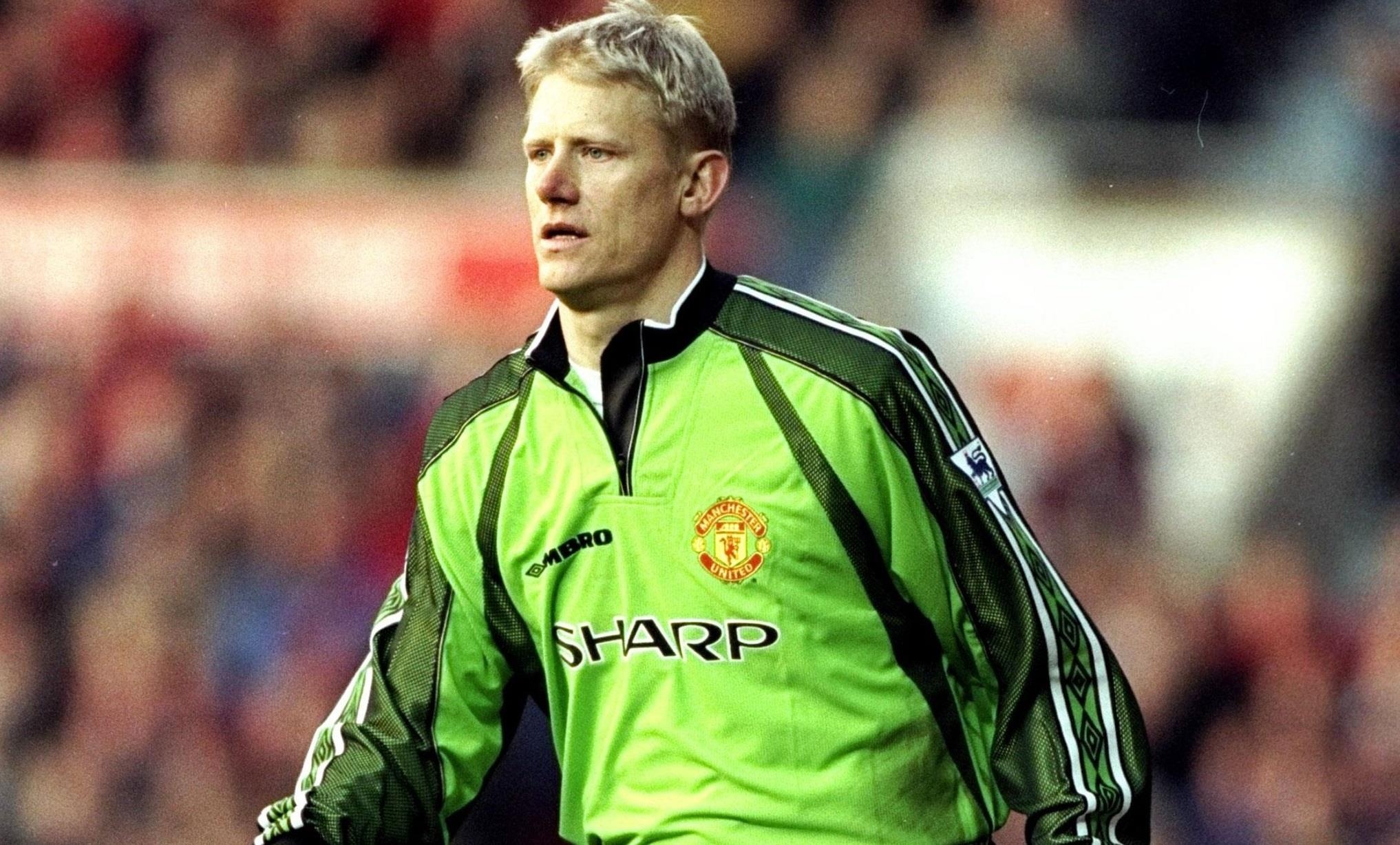 Beckham vững phong độ, Scholes phát tướng sau 20 năm ảnh 9 Beckham vung phong do, Scholes phat tuong sau 20 nam anh 9