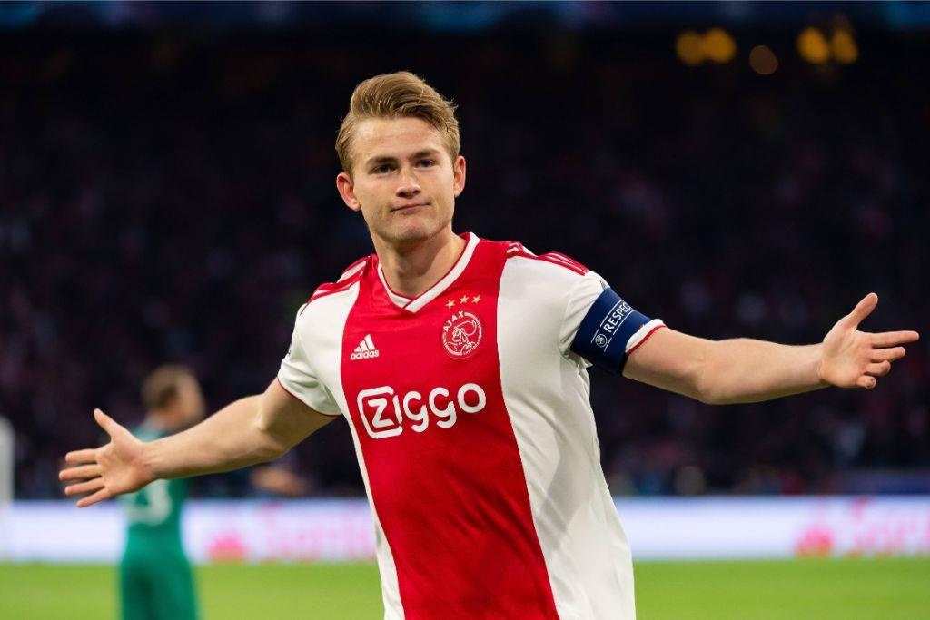 'Co De Ligt, Juventus nhu trung so doc dac' hinh anh