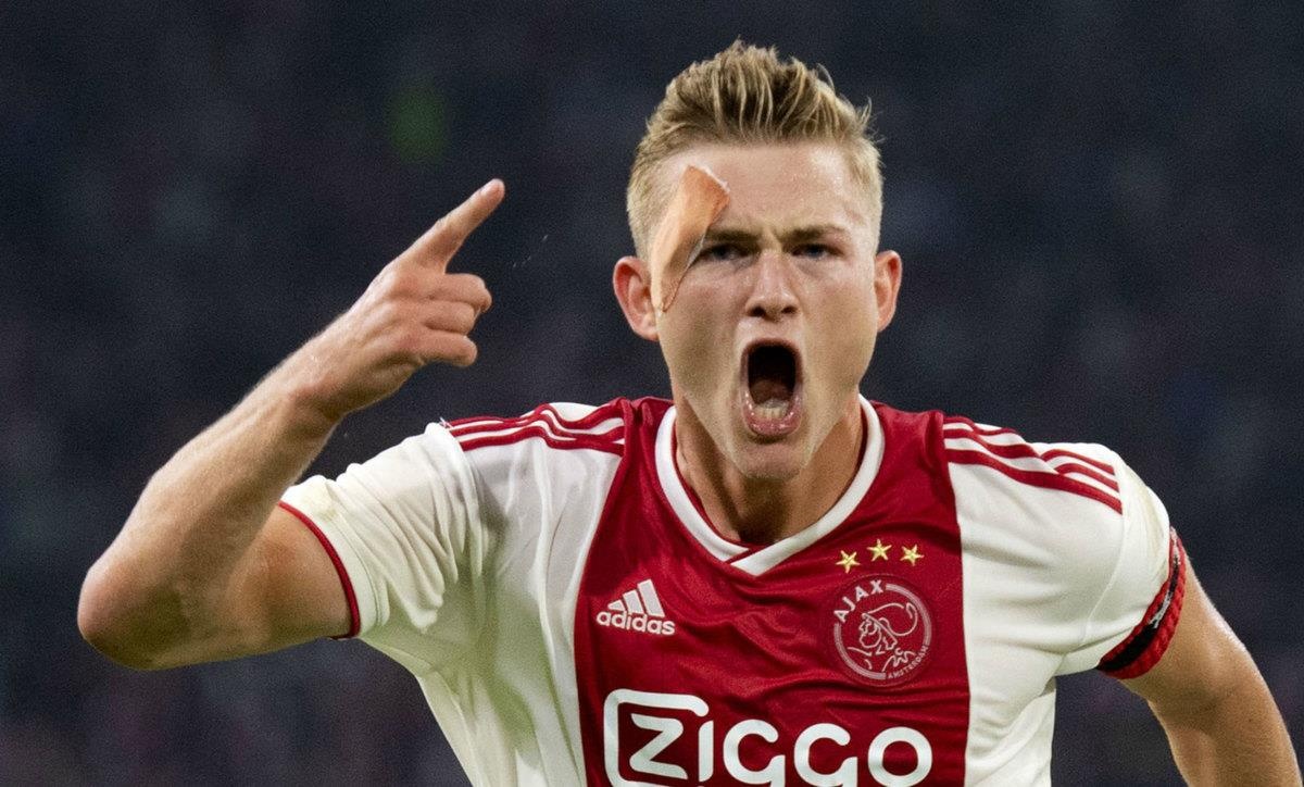 ‘De Ligt gat Barca de gia nhap PSG la tin tuc gia mao’ hinh anh