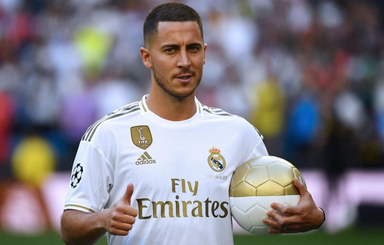Real Madrid trinh lang ‘bom tan’ Hazard truoc 50.000 co dong vien hinh anh