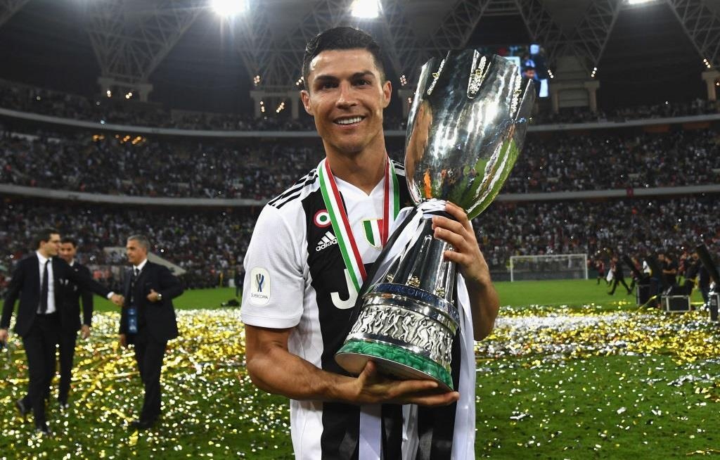 Juventus sap cong bo HLV Sarri dan dat Ronaldo mua toi anh 2