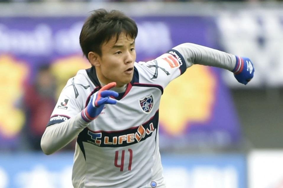 Cau thu ghi cu dup vao luoi U16 Viet Nam sap gia nhap Real Madrid hinh anh