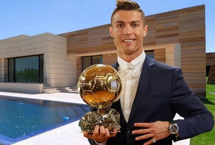 Cristiano Ronaldo choi bong o biet thu tri gia 6 trieu USD hinh anh