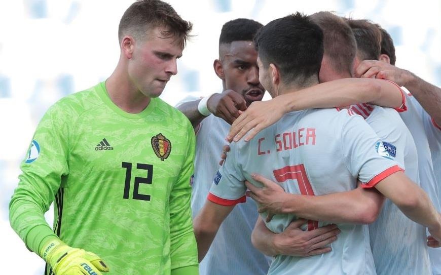 Ban thang phut 89 giup U21 Tay Ban Nha ha guc Bi hinh anh