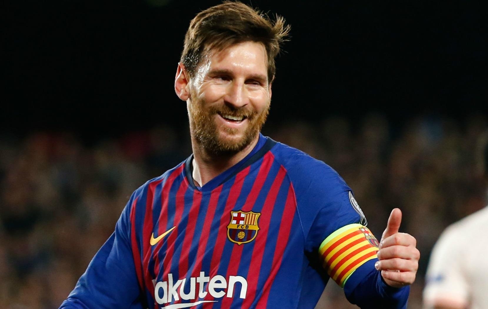 ‘So lam hong Messi, Barca phai tong co Ronaldinho va Deco’ hinh anh
