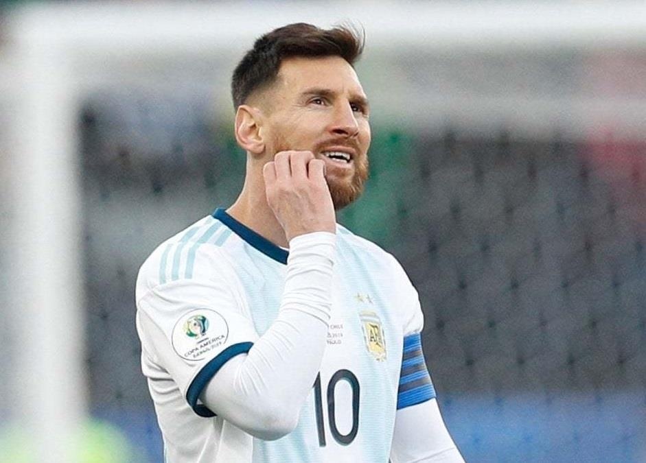 Dong doi cu chi trich Messi thieu ton trong tuyen Brazil hinh anh