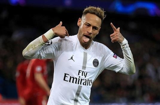 Neymar duoc phep ra di sau man cong khai chong doi PSG hinh anh