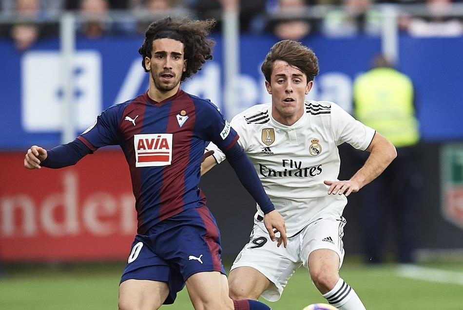 chuyển nhượng Barca ảnh 1 chuyen nhuong Barca anh 1