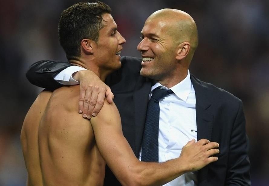 Ronaldo tiet lo yeu to giup HLV Zidane thanh cong o Real hinh anh