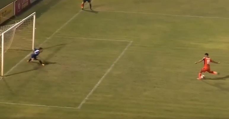 Ha Noi vs Da Nang anh 1