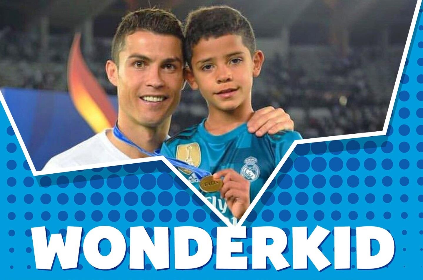 Ronaldo Jr - sao nhi hua hen thay CR7 thong tri bong da the gioi hinh anh