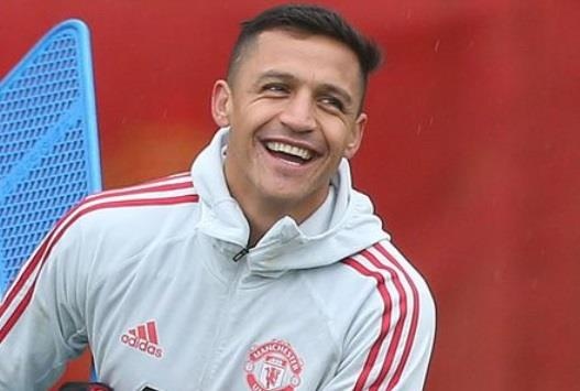 MU ton bao nhieu cho 5 ban thang cua Alexis Sanchez? hinh anh