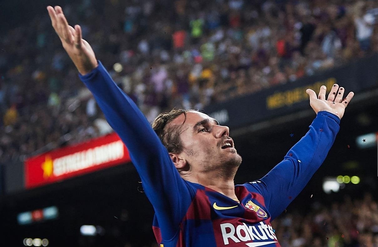 Messi va Suarez phan khich sau ban thang dep cua Griezmann hinh anh