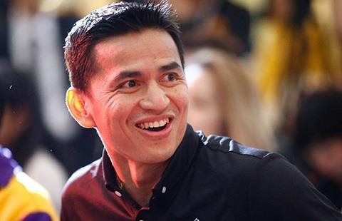 Kiatisak, Mourinho va nhung phat ngon coi thuong bong da Viet Nam hinh anh