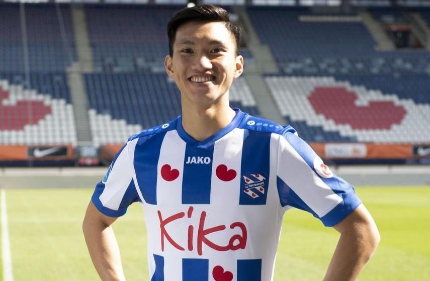 'Van Hau phai bat dau tu ghe du bi cua SC Heerenveen' hinh anh
