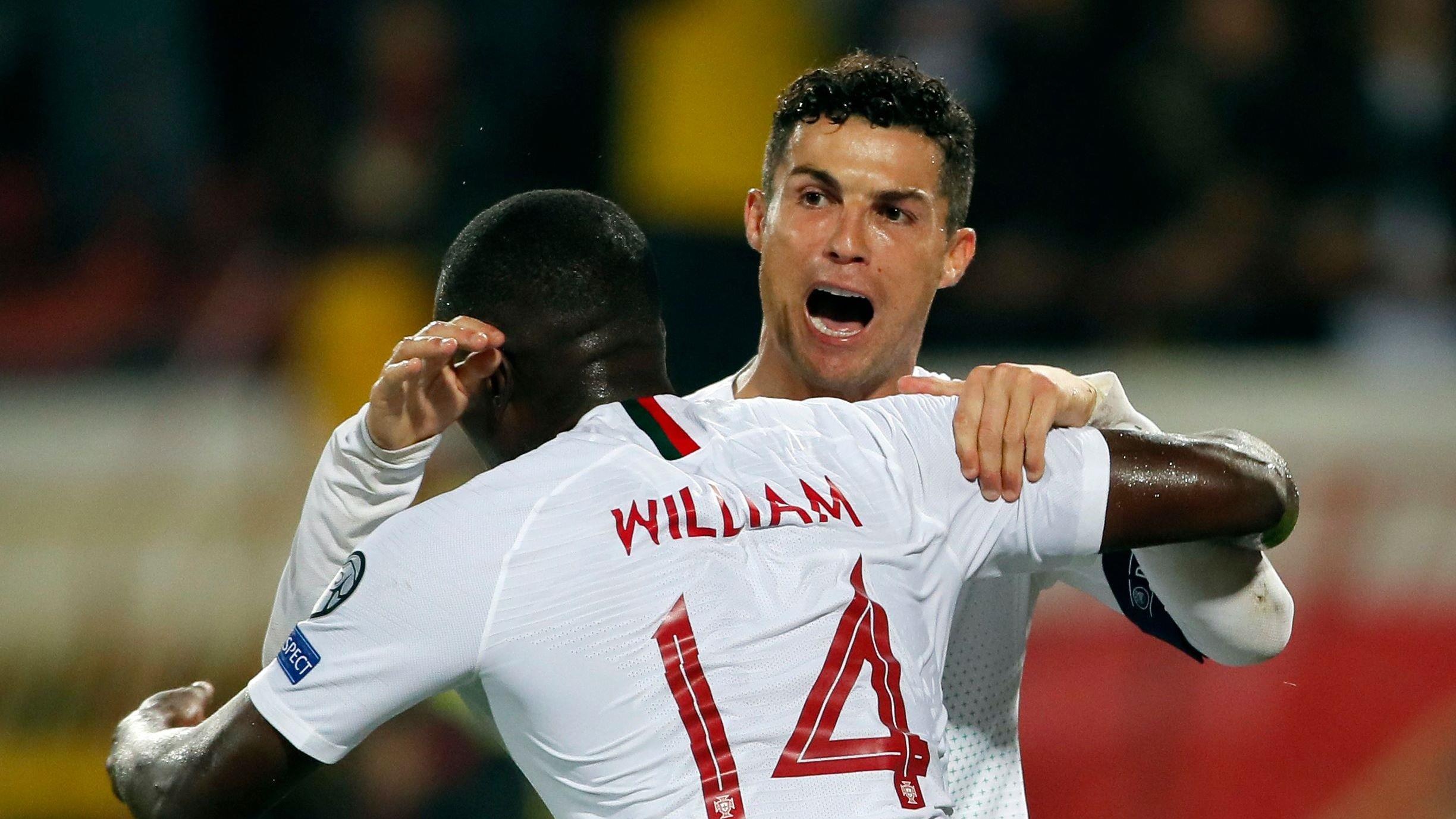 Ronaldo mang niem vui cho con trai Matic hinh anh