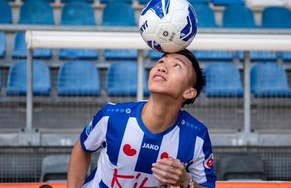 'Van Hau la an so cua Heerenveen' hinh anh