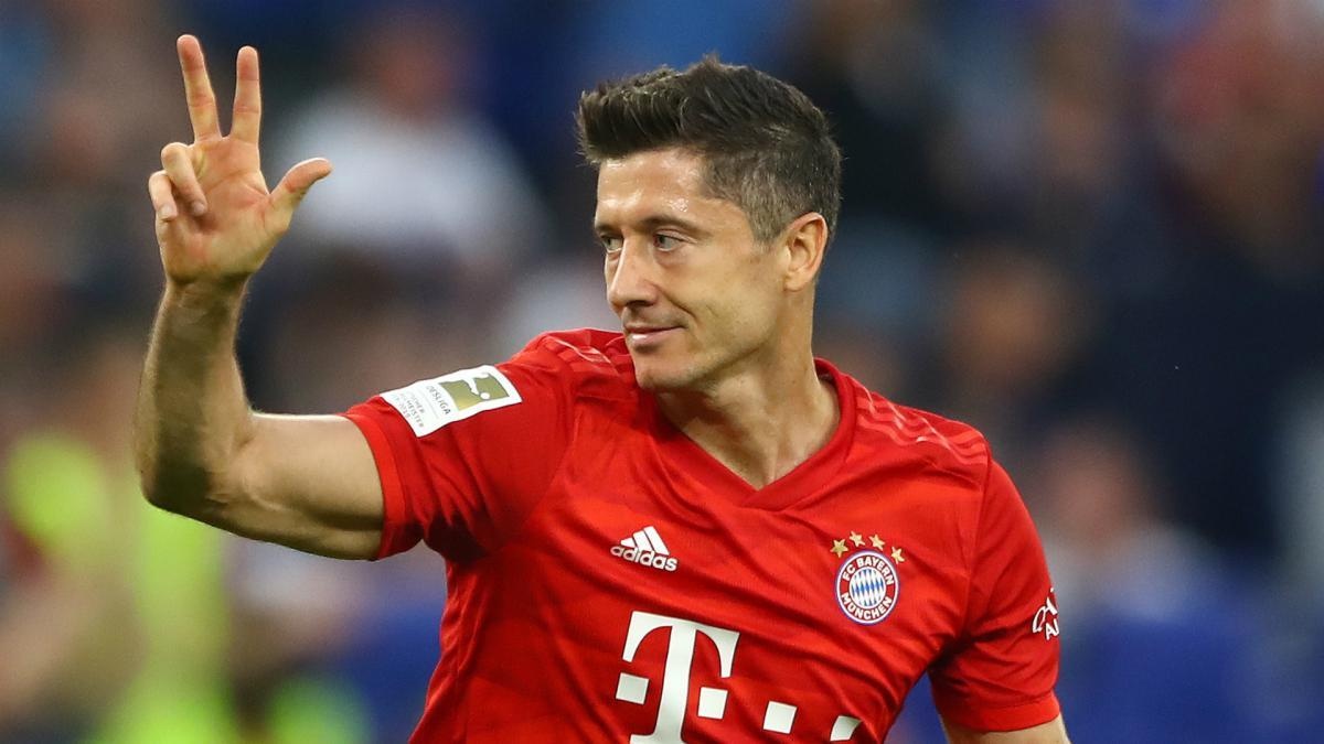 Lewandowski lap thanh tich ghi ban chua tung co o Bundesliga hinh anh