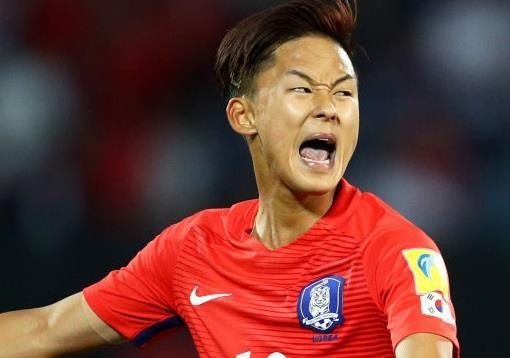 Ly do khien sao Han Quoc khong duoc Sint-Truidense cho ra san hinh anh