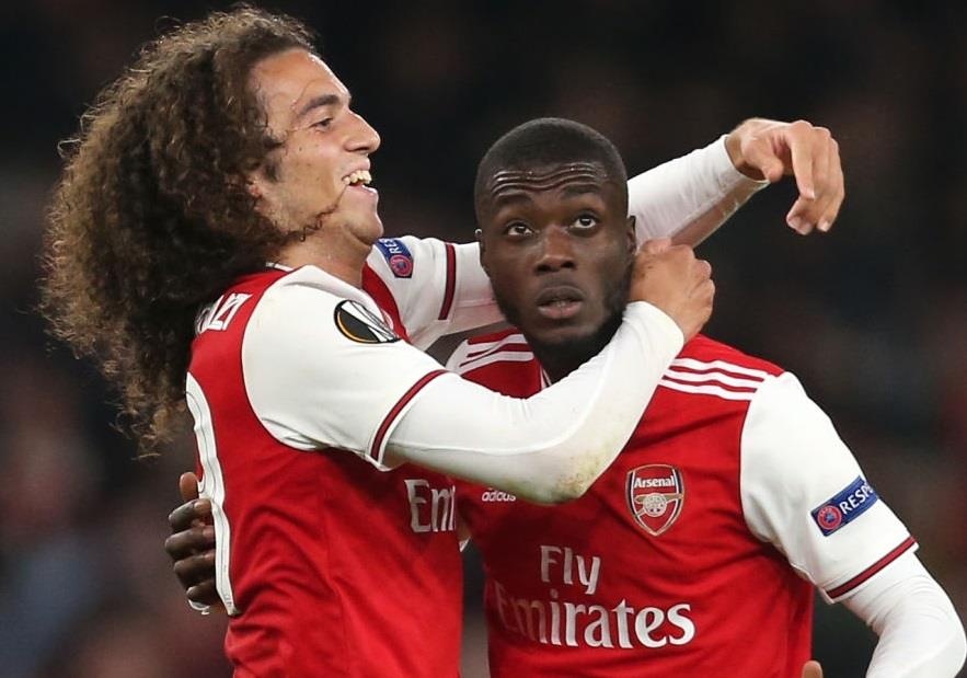 Arsenal thang kich tinh o phut bu gio nho tan binh Pepe hinh anh