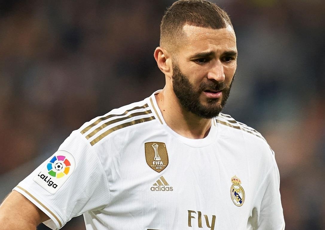 Real Madrid lo co hoi vuot mat Barcelona hinh anh