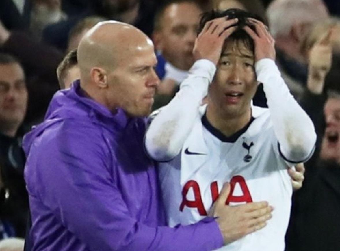 Tottenham chua muon thue bac sy tam ly cho Son Heung-min hinh anh