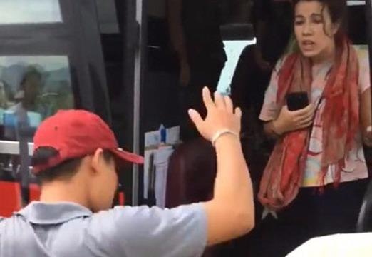 'Phu xe duoi khach Tay dang lam xau hinh anh du lich Viet Nam' hinh anh