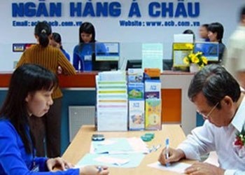 Loi nhuan ACB va am huong vu 'bau Kien' hinh anh