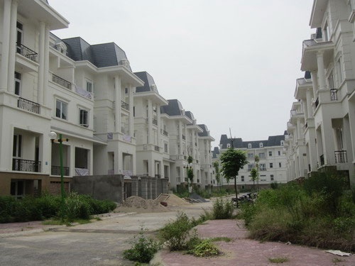 Biet thu trieu do dep lung linh de co moc, cat vuong hinh anh