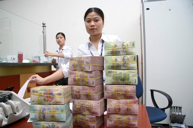 Ngan hang 'tranh' khach voi tin dung den hinh anh