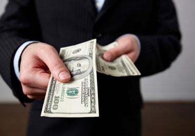 10 cong ty rong tay chi tien marketing nhat nuoc My hinh anh