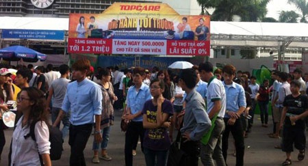 No ro khuyen mai do dien tu truoc mua tuu truong hinh anh